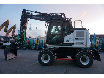 حفارة على عجلات HIDROMEK