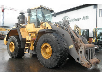 اللودر بعجل VOLVO L220G