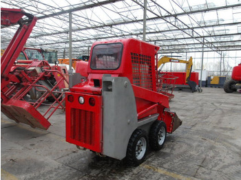 شيول صغير GEHL