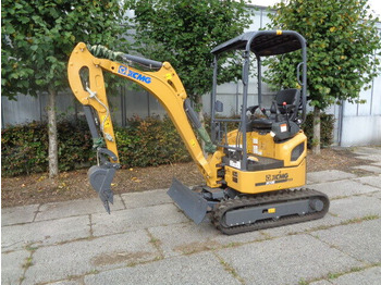 حفارة مصغرة XCMG XE18