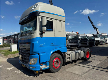 شاحنة جرار DAF XF 480