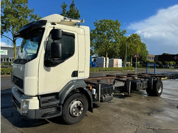 الشاسيه شاحنة VOLVO FL 240