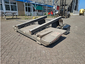 هيكل السيارة الخارجية - شاحنة Dhollandia 2500KG: صور 4 هيكل السيارة الخارجية - شاحنة Dhollandia 2500KG: صور 4