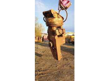 ماكينة القص الهيدروليكي