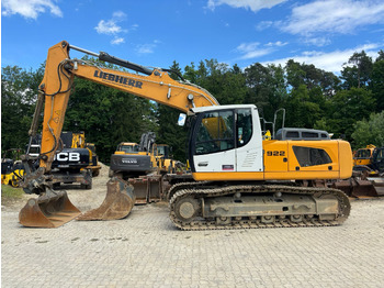 حفارات زحافة LIEBHERR R 922