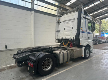 شاحنة جرار Mercedes-Benz Actros 1842 EURO 5: صور 5