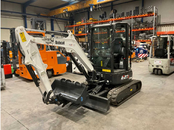 حفارة مصغرة BOBCAT E27