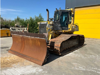 بلدوزر KOMATSU