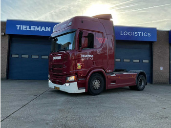 شاحنة SCANIA R 460