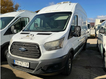 الشاحنات الصغيرة FORD Transit