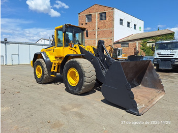 اللودر بعجل VOLVO L120E