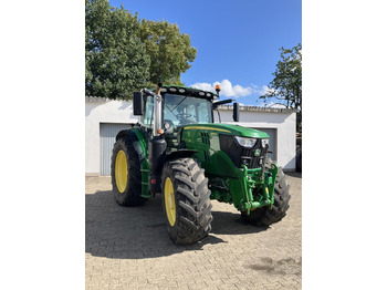 جرار John Deere 6155R: صور 5