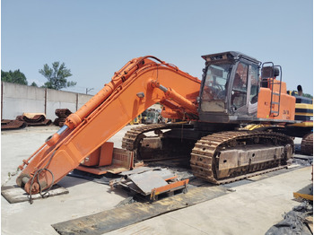حفارات زحافة HITACHI ZX520
