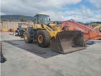 اللودر بعجل KOMATSU WA480-5H: صور 2