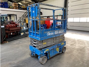 رافعات مقصية GENIE