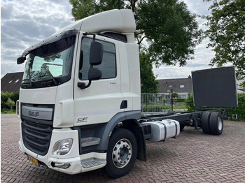 الشاسيه شاحنة DAF CF 260
