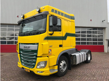 شاحنة جرار DAF XF 440