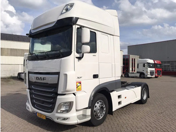 شاحنة جرار DAF XF 480