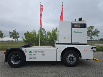 جرارات صالات المطارات WESTWELL Autonomous Q-Truck Q084D: صور 3