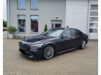 سيارة MERCEDES-BENZ