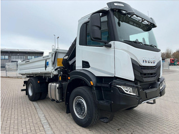 قلابات IVECO X-WAY