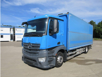 بصندوق مغلق شاحنة MERCEDES-BENZ Antos 1830