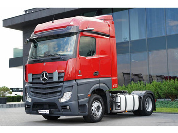 شاحنة جرار MERCEDES-BENZ Actros 1845