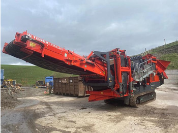 آلات البناء