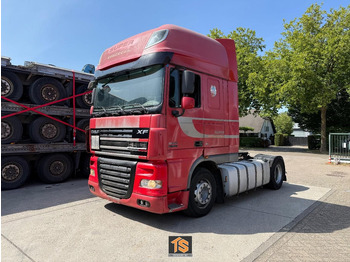 شاحنة جرار DAF XF