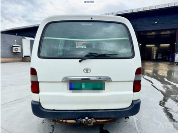 فان Toyota Hiace: صور 4