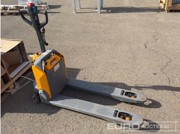 معدات البناء