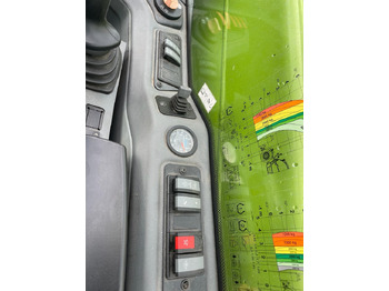 لودر Claas Scorpion 746 Variopower: صور 5