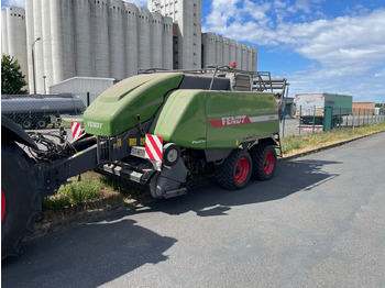 مكبس البالات المستطيله FENDT