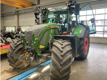 جرار FENDT 724 Vario