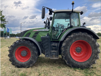 جرار FENDT 724 Vario