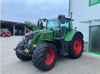 جرار FENDT 724 Vario