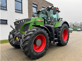 جرار FENDT 933 Vario