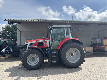 جرار MASSEY FERGUSON 100 series