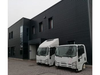 الكابينة والداخلية ISUZU