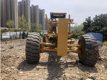 آلة تسوية الأرض CATERPILLAR 16G: صور 5