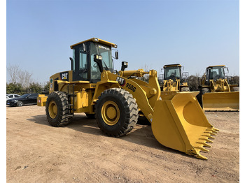 اللودر بعجل CATERPILLAR 950G