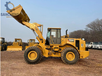 اللودر بعجل CATERPILLAR 950H
