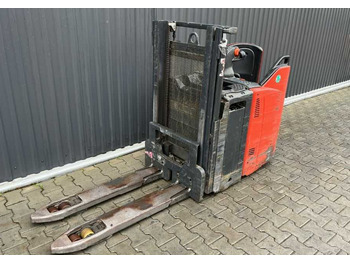 معدات تكديس LINDE