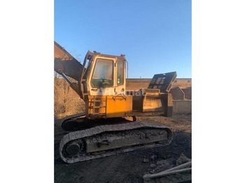 حفارات زحافة LIEBHERR R 934