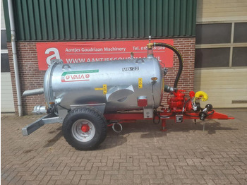 نثر السماد VAIA