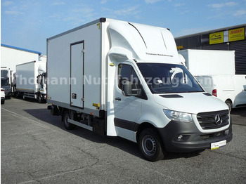 الشاحنات الصغيرة صندوق مغلق MERCEDES-BENZ Sprinter 317