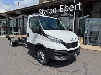 الشاسيه شاحنة IVECO Daily 50c18