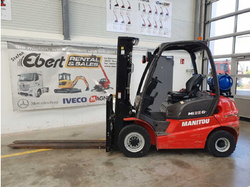 رافعة شوكية MANITOU