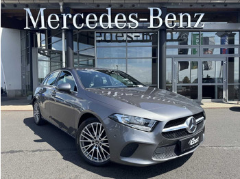 سيدان MERCEDES-BENZ
