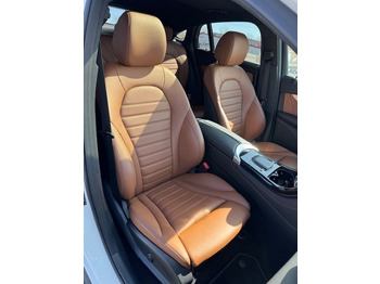 سيارة MERCEDES-BENZ
